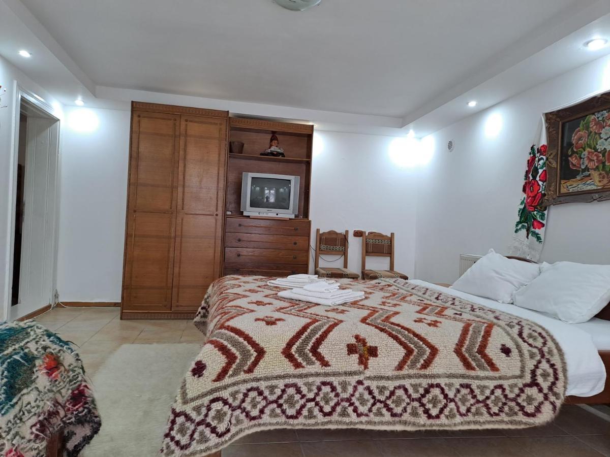 Pensiunea Rednic Lenuta Giulesti Bagian luar foto